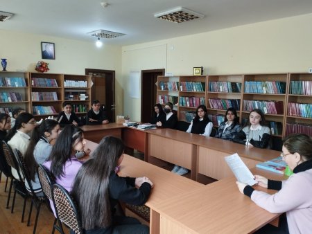 A meeting with students was organized as part of the project "Initiative to improve the school’s reputation through the development of the school community”