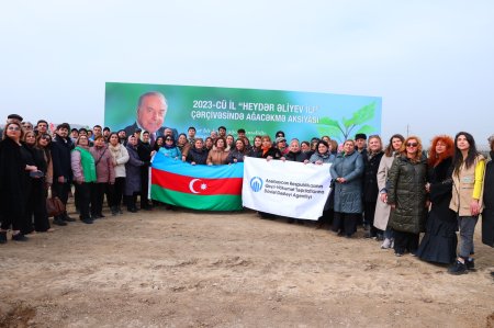 Ulu öndər Heydər Əliyevin 100 illik yubileyi ilə bağlı ağacəkmə aksiyası keçirilib