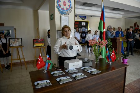 Məktəb İnkişaf Şurasının təqdim etdiyi layihələrin nümayişi keçirilib