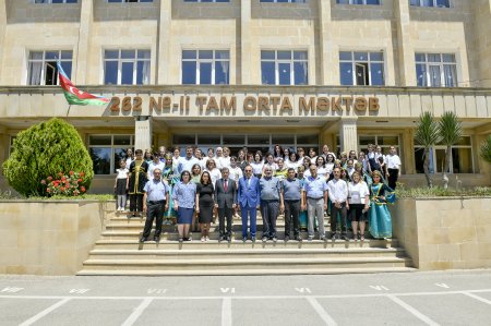 Məktəb İnkişaf Şurasının təqdim etdiyi layihələrin nümayişi keçirilib