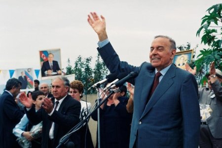 Azerbaijan marks 101st anniversary of National Leader Heydar Aliyev's birth